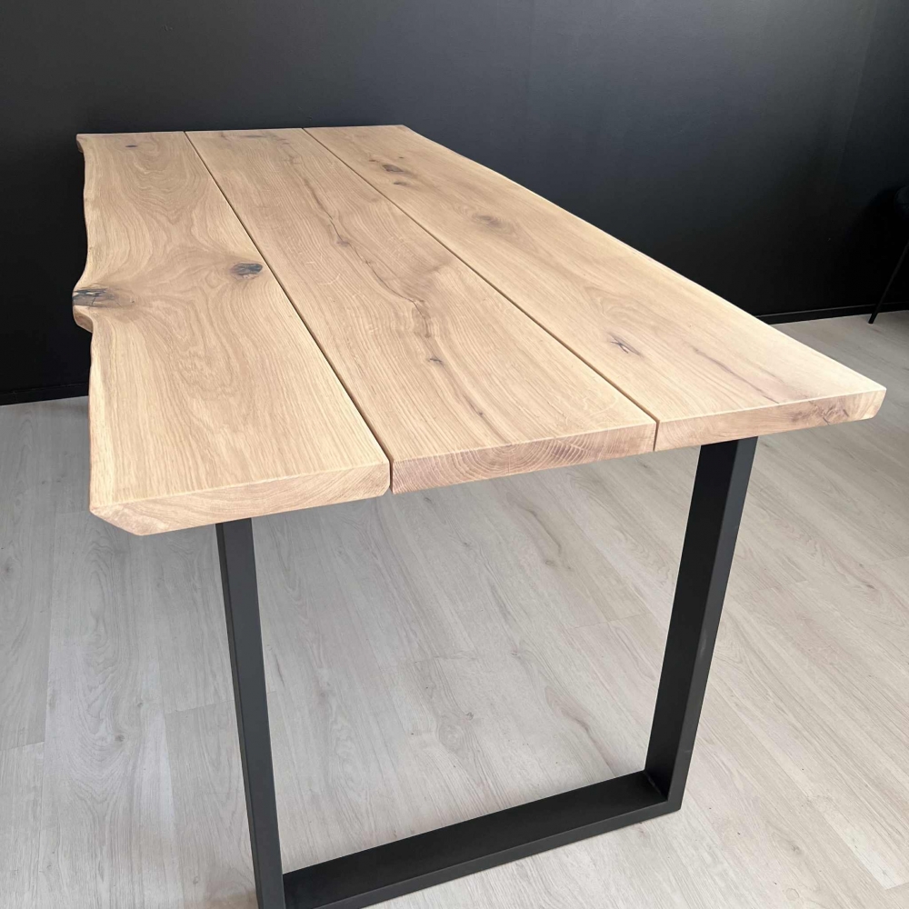 Spisebord 180x88x75cm,farge osmo topoil naturell.